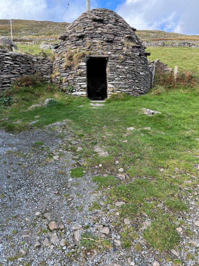 Old Irish Farmhouse 딩글 외부 사진